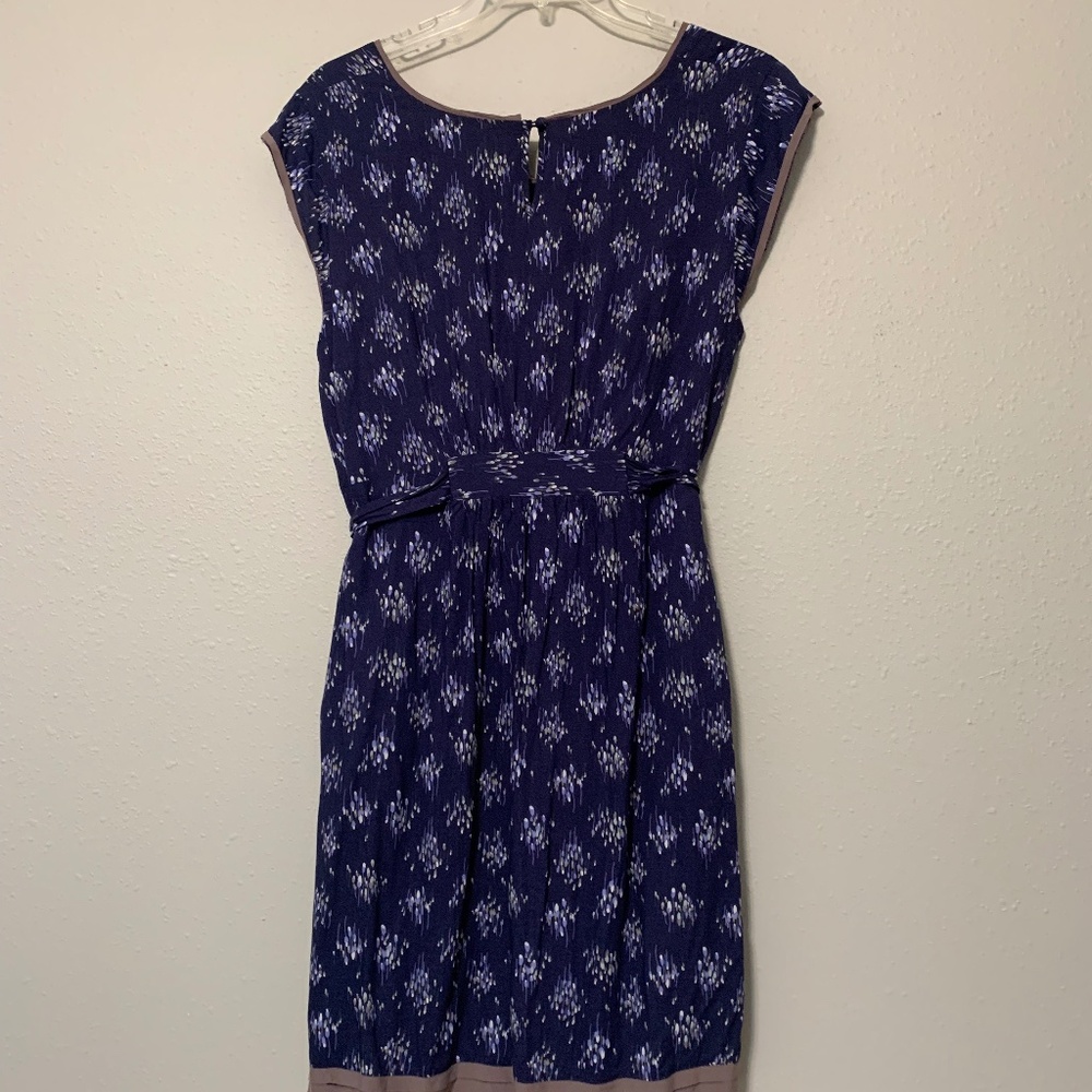 Boden A Line Dress US 14L Tie Waist Navy Blue Tan Trim Cap Sleeves Floral